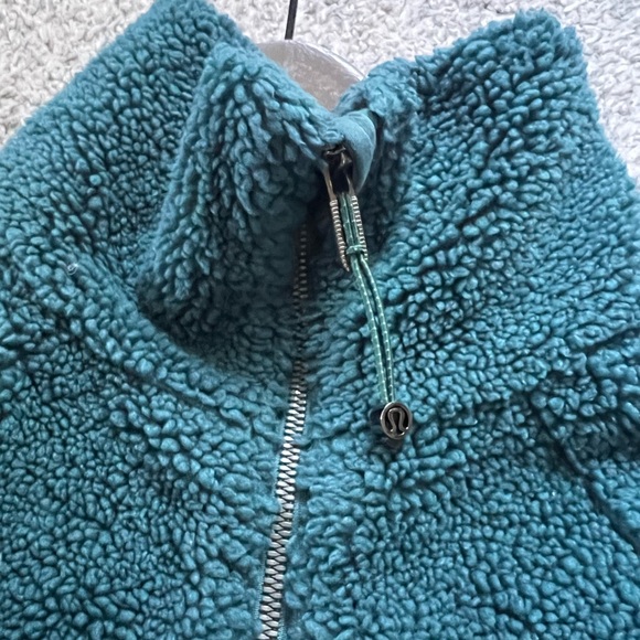 Lululemon Scuba Oversized Cropped Fleece Funnel Neck - Picture 8 of 10
